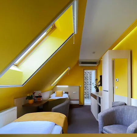 Otel Mayer 3*