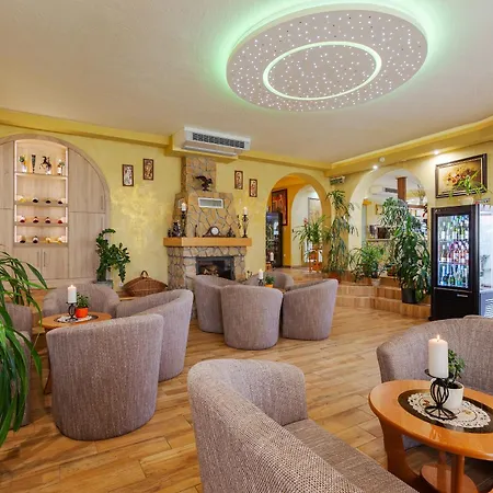 Mayer Hotel 3*