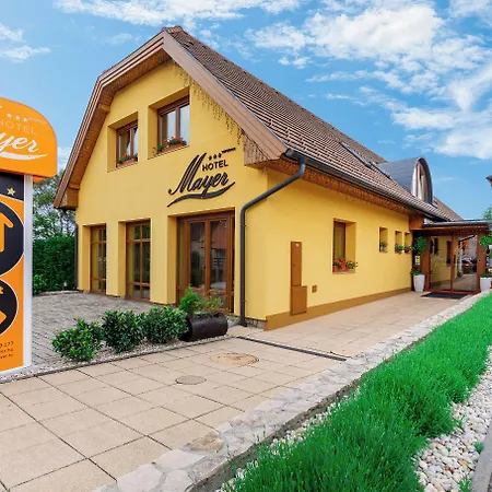 Mayer Otel Alsóörs