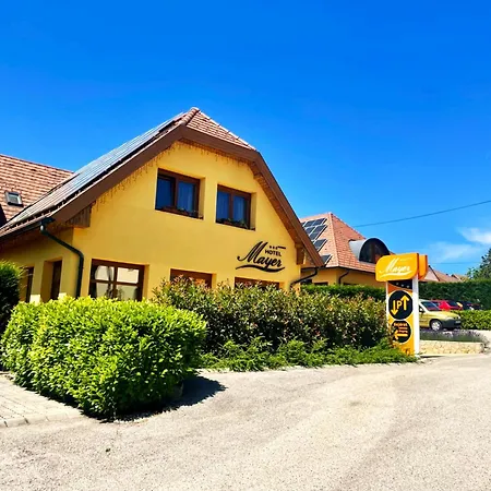 Mayer Otel