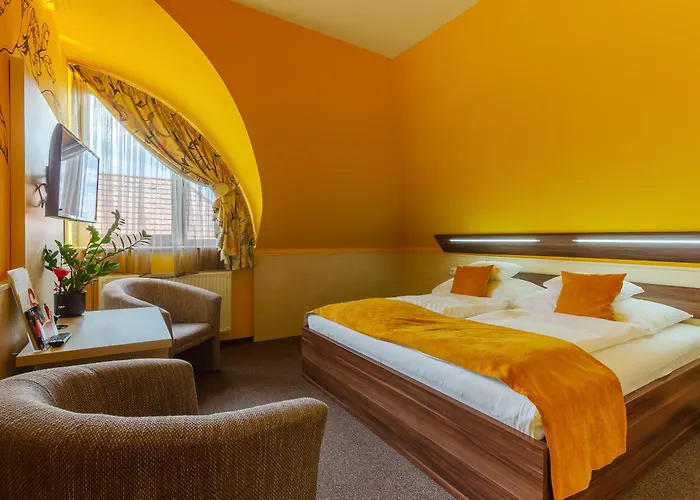 Mayer Hotel Alsóörs