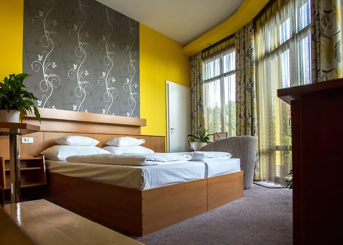 Hotel Mayer Alsóörs