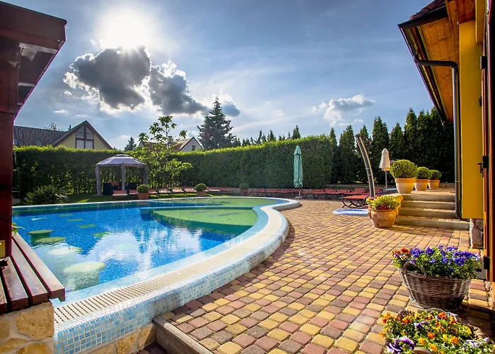 מלון Mayer Alsóörs