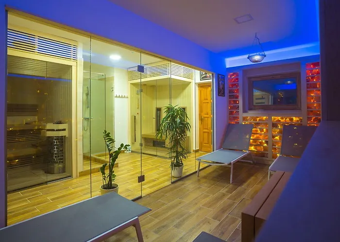 Mayer Hotel Alsóörs